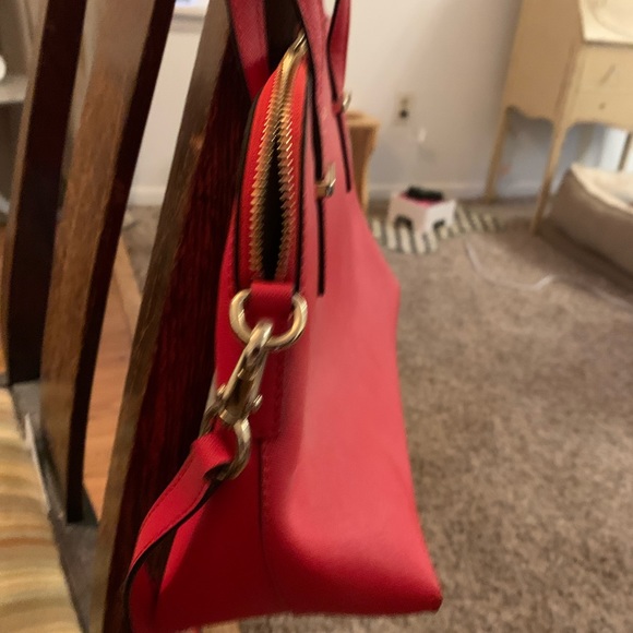 ** Like New ** Brilliant Red Kate Spade Rachelle - Picture 6 of 8